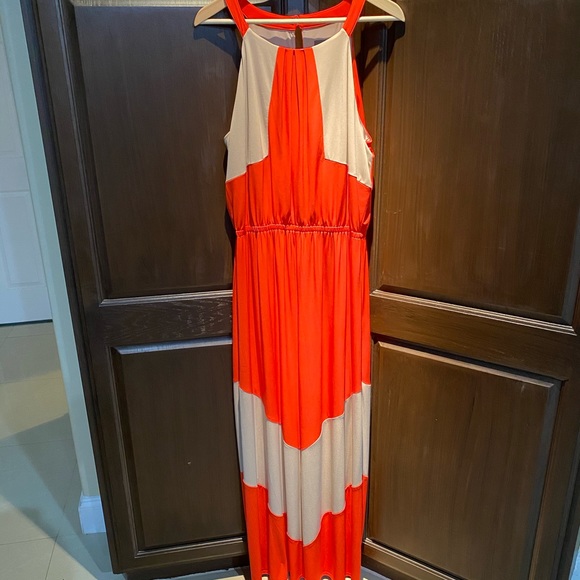 Vince Camuto Dresses & Skirts - Long maxi dress